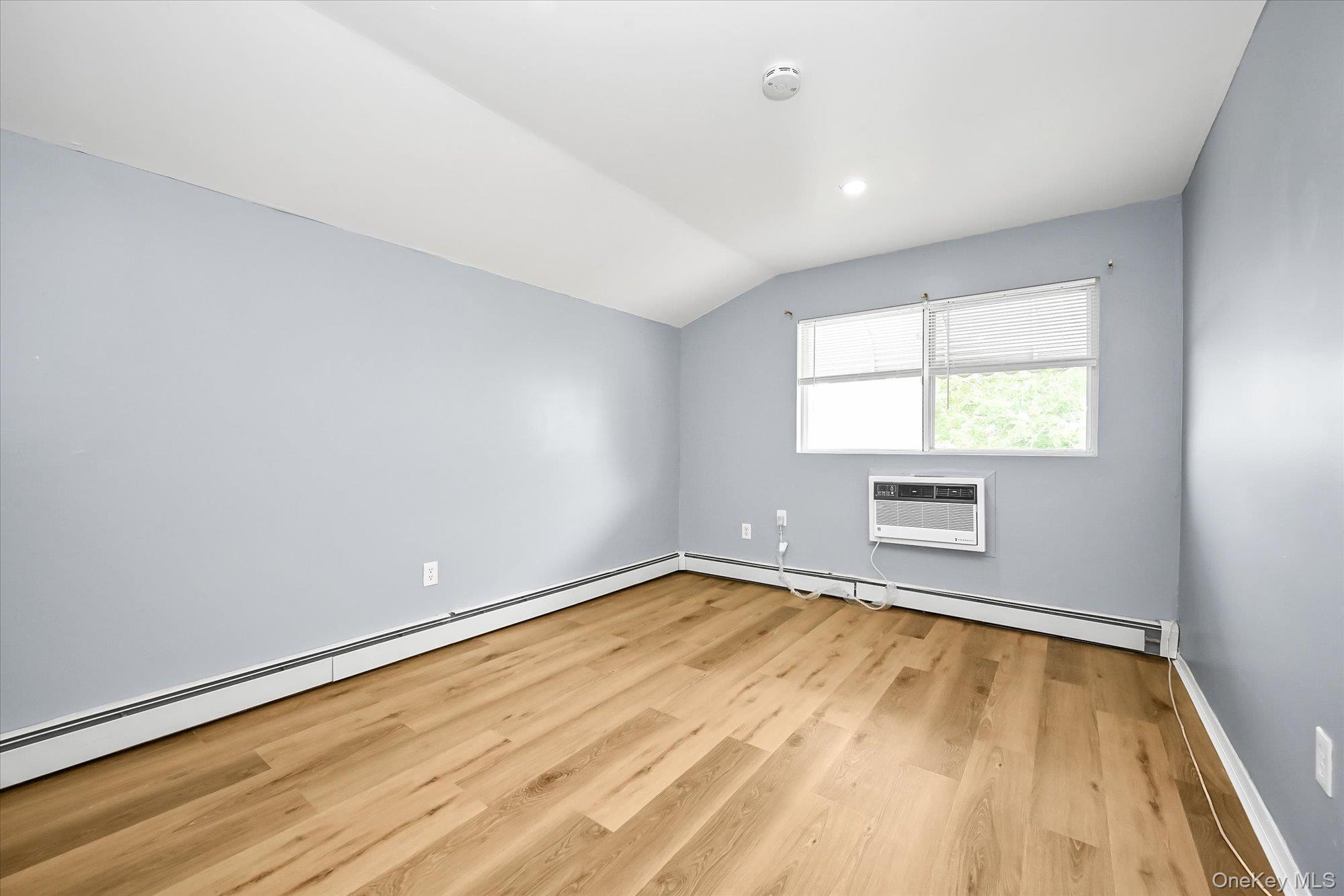 6-24 Beach 64th Street Property Photo 8
