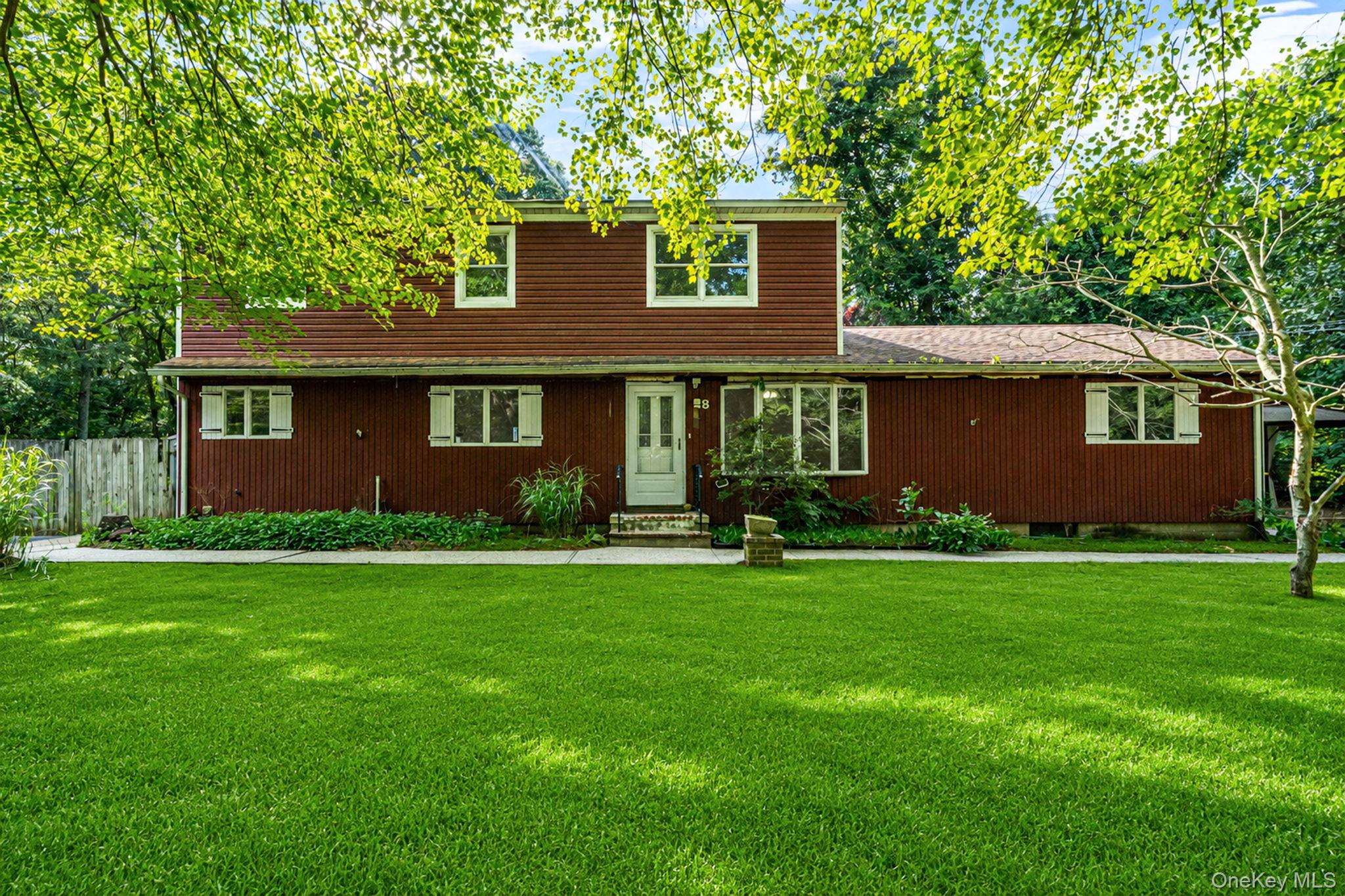 8 Swezey Lane Property Photo 1