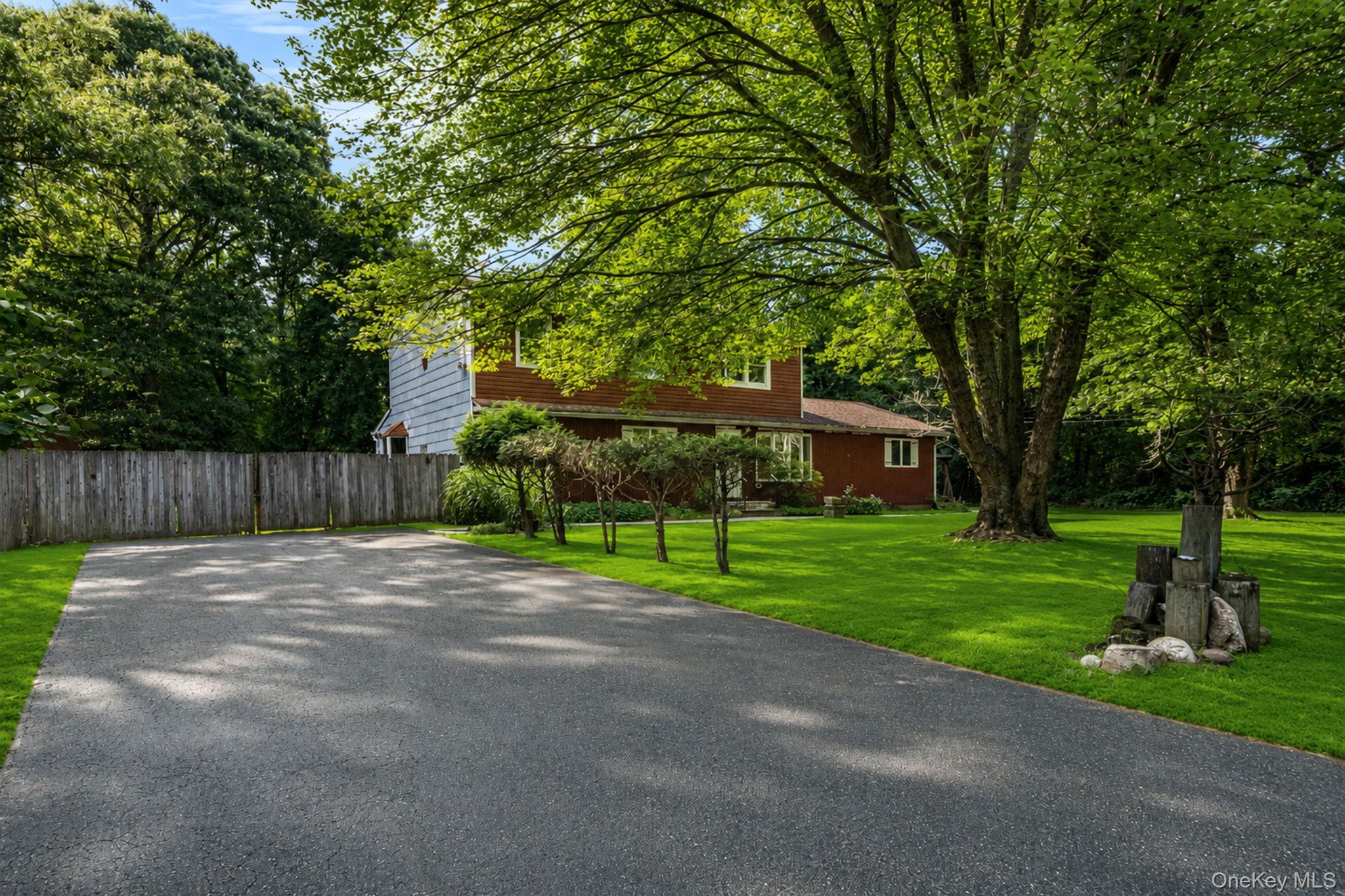 8 Swezey Lane Property Photo 2