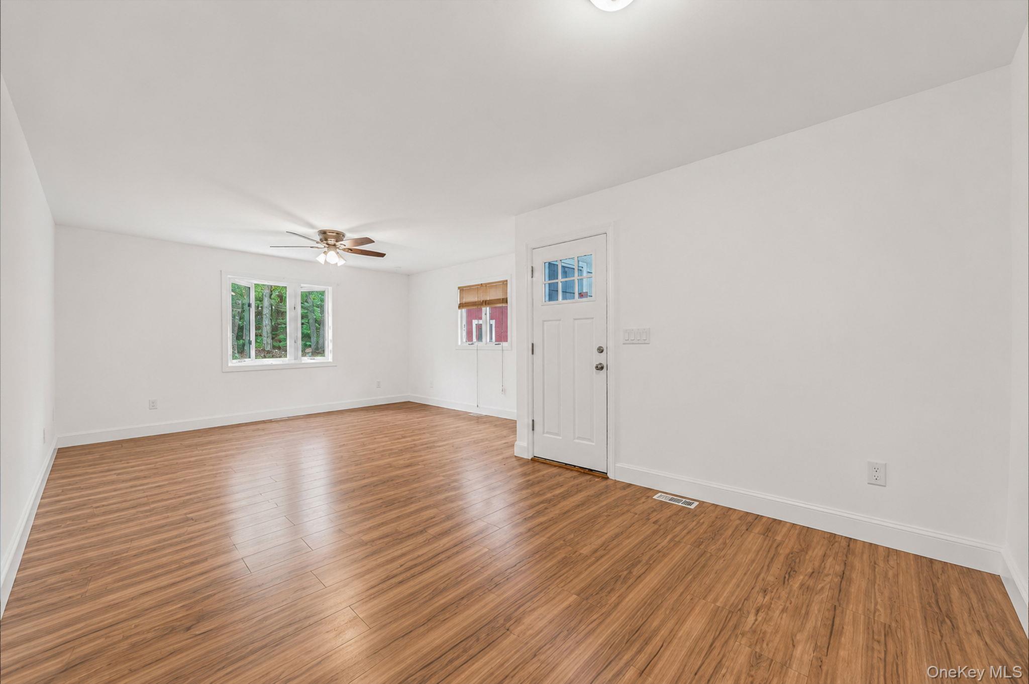 8 Swezey Lane Property Photo 7