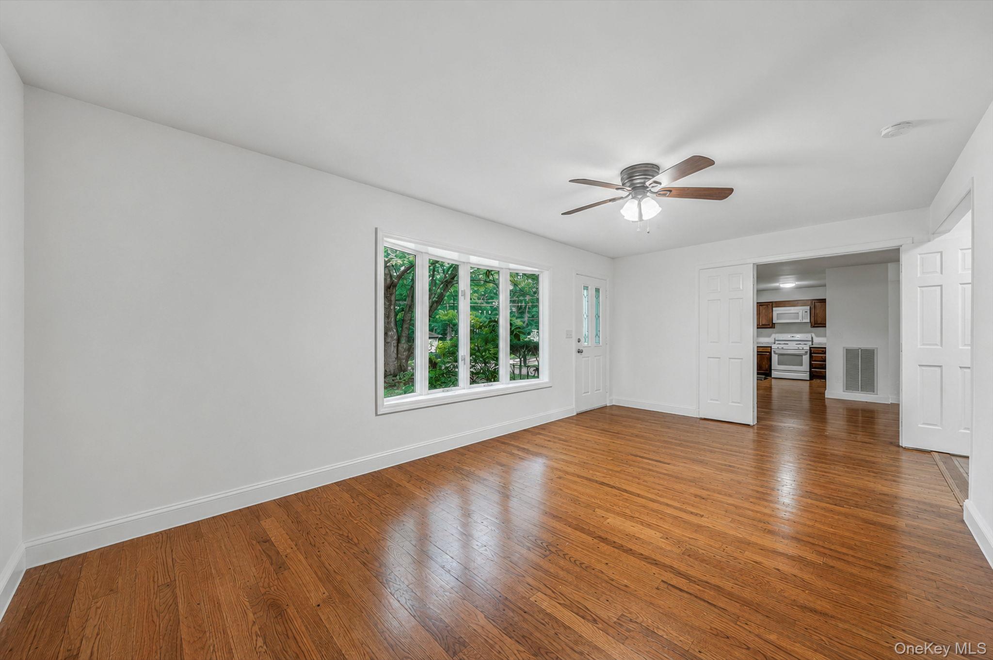 8 Swezey Lane Property Photo 12