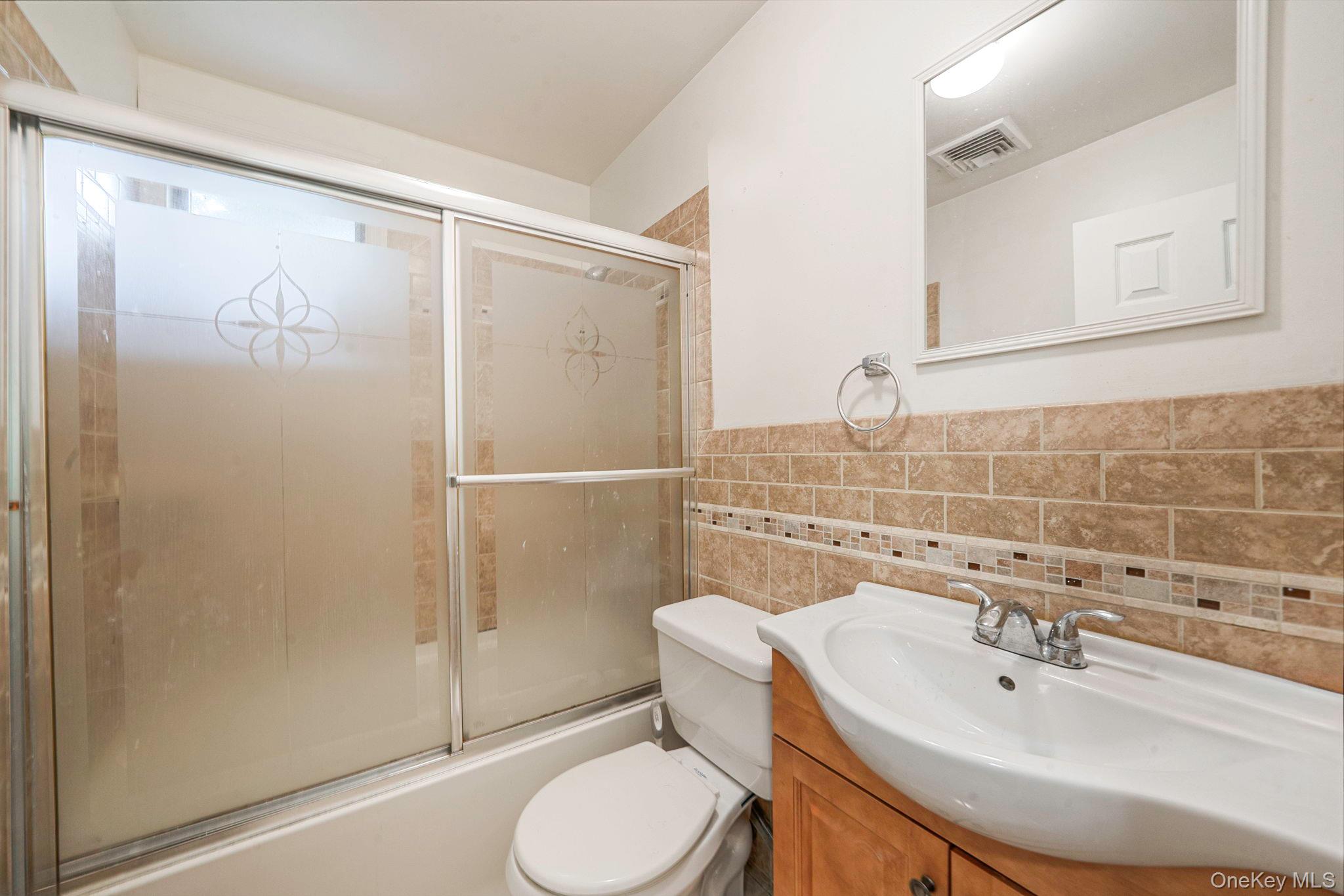 8 Swezey Lane Property Photo 25