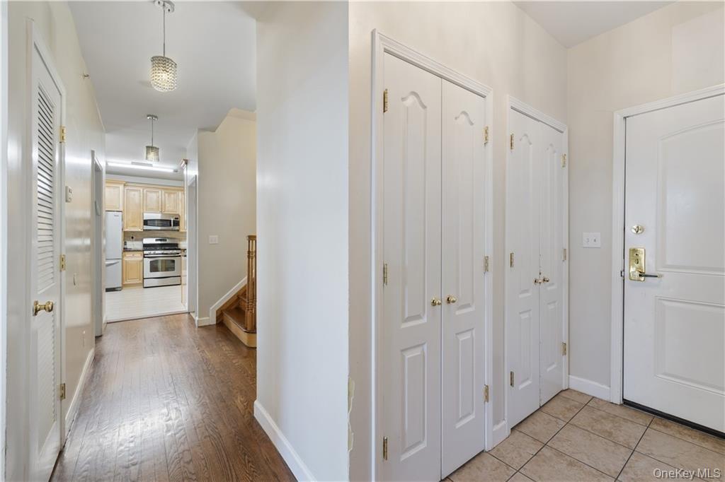 3307 Parkview Drive Property Photo 3