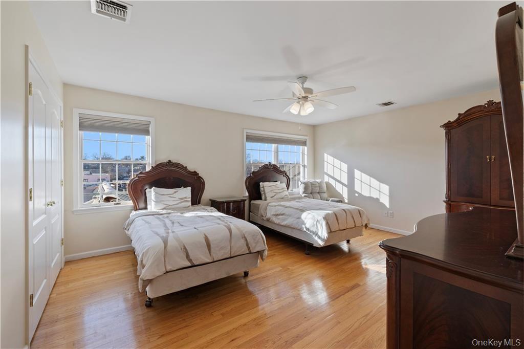 3307 Parkview Drive Property Photo 19