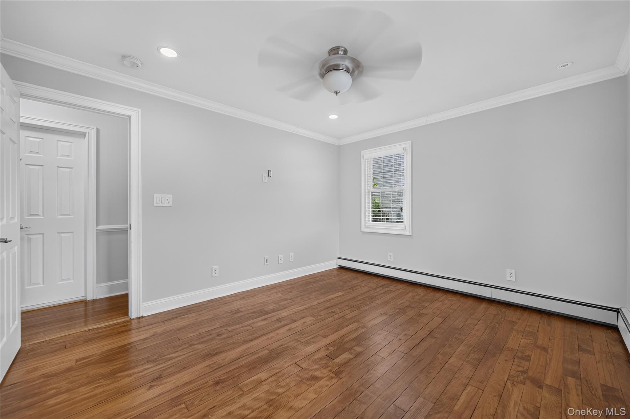 135 N Wantagh Avenue Property Photo 13