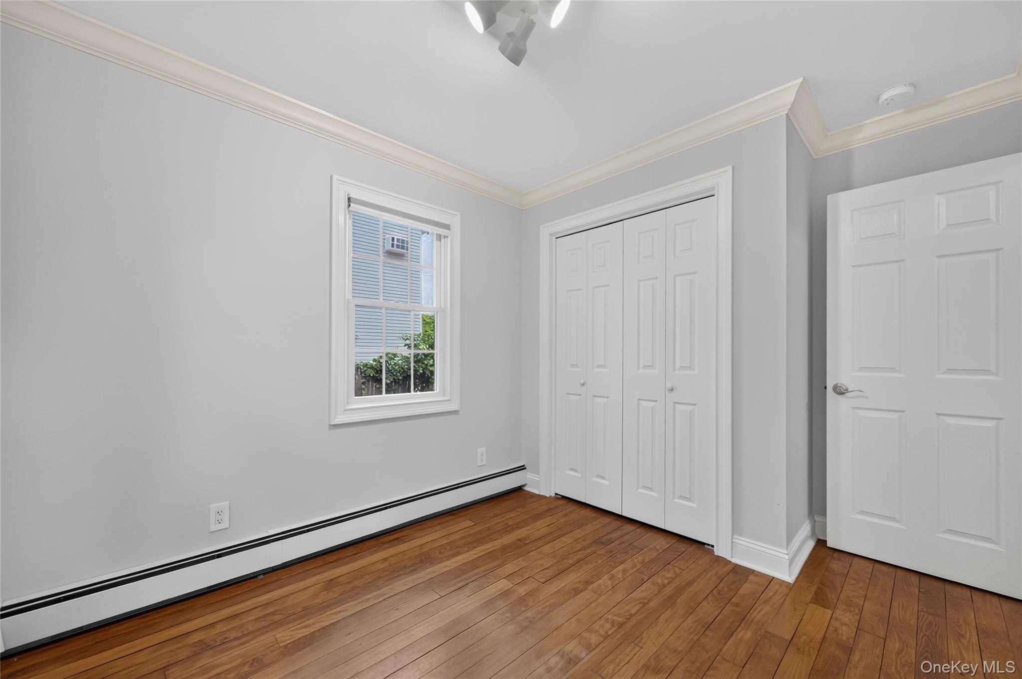 135 N Wantagh Avenue Property Photo 20