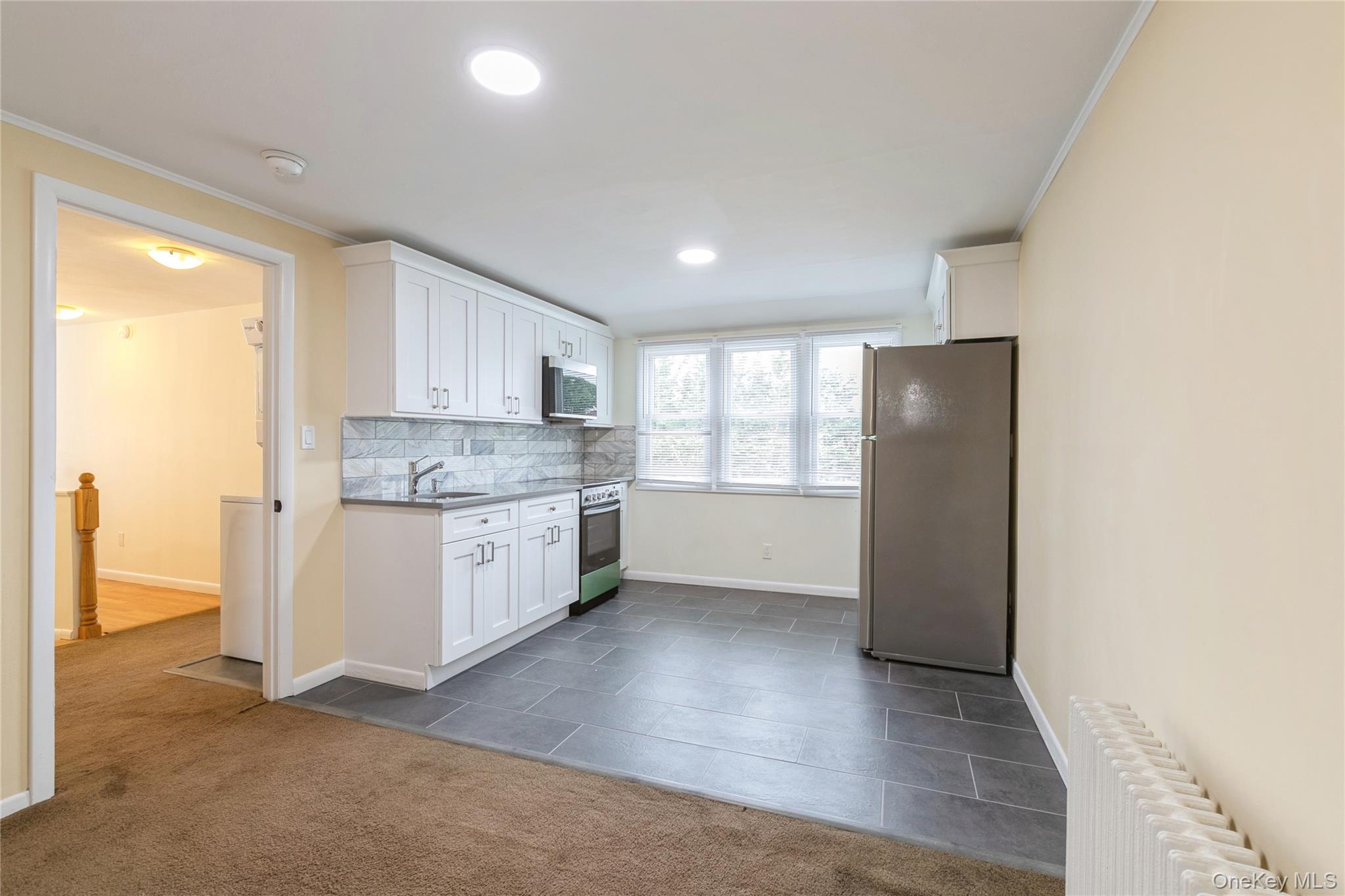 11 Deauville Parkway Property Photo 8