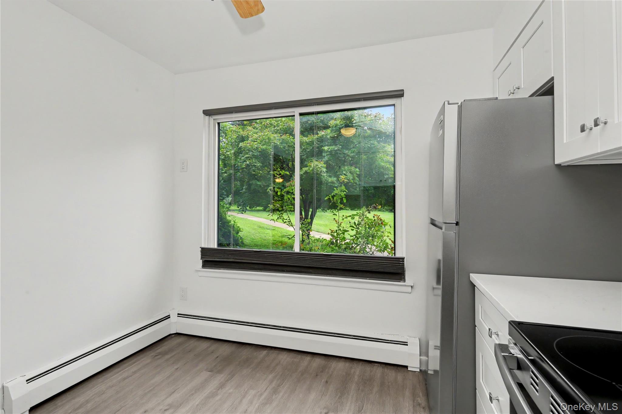 42 Coachlight Square Property Photo 11