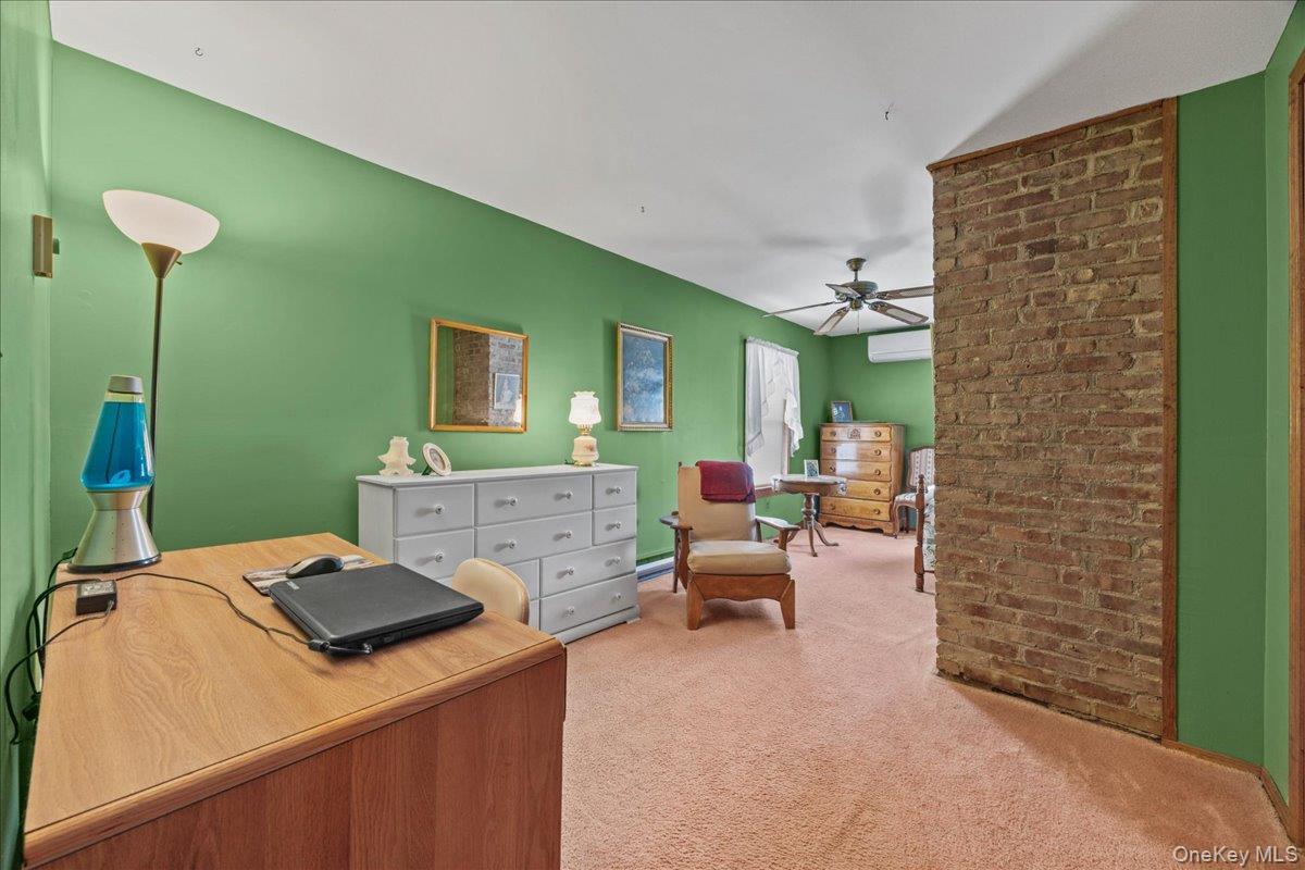 9 Walts Way Property Photo 27