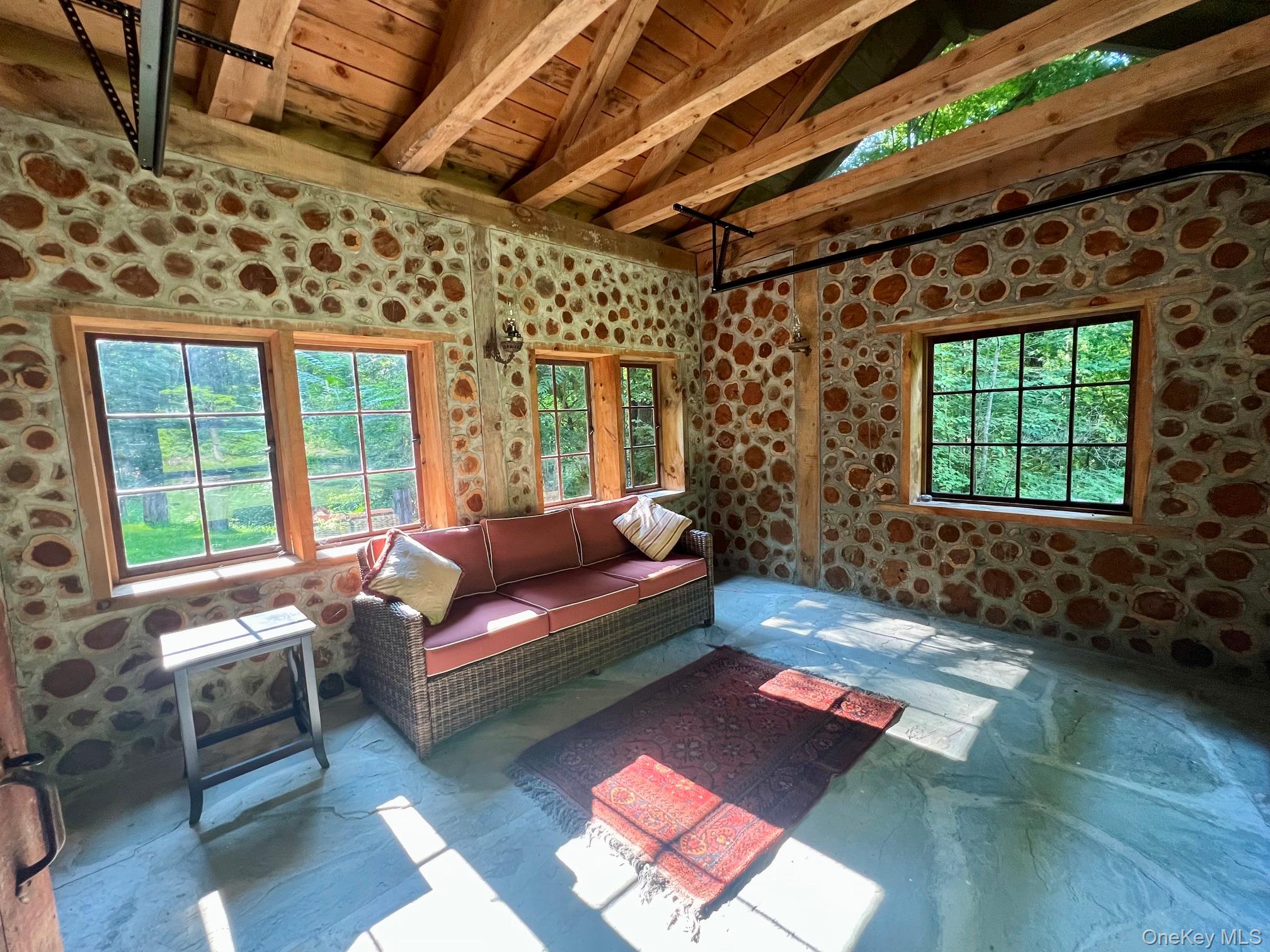 892 Duell Road Property Photo 34