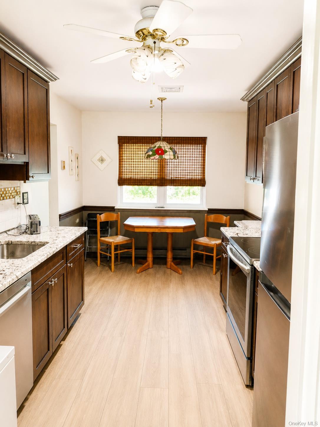 506 Alden Court Property Photo 6