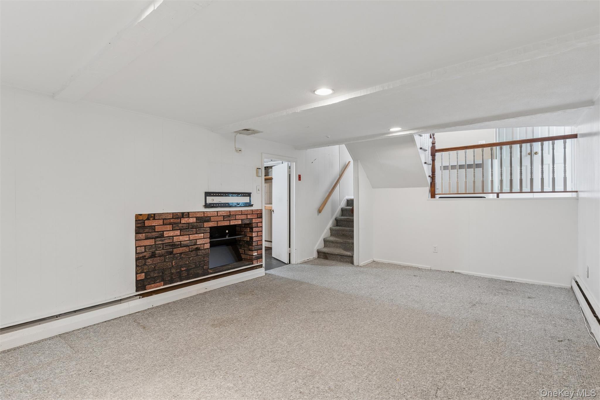 1939 Leonard Lane Property Photo 35