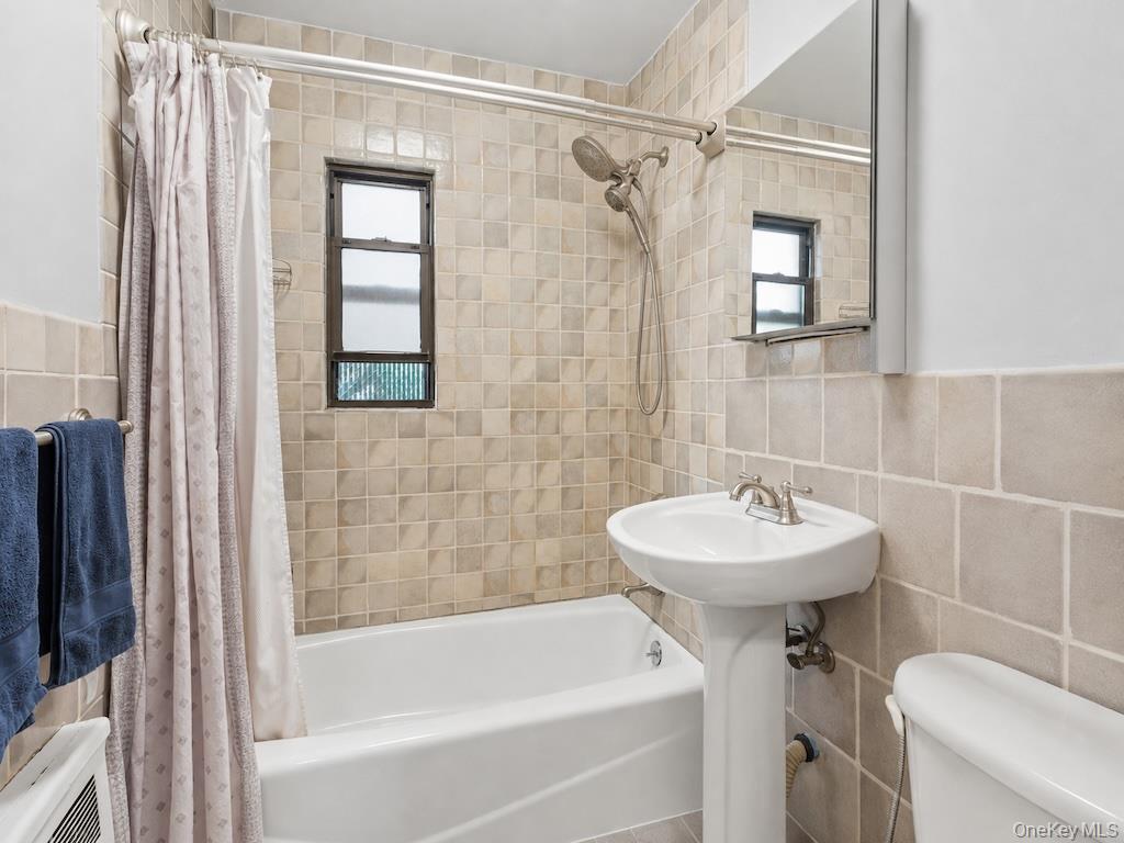 196-29 69th Ave #1st Fl Property Photo 10