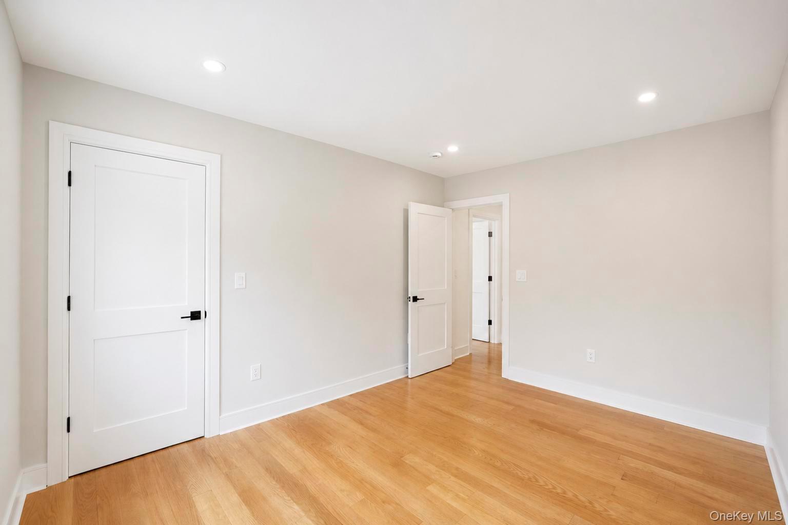 949 Midway Property Photo 32