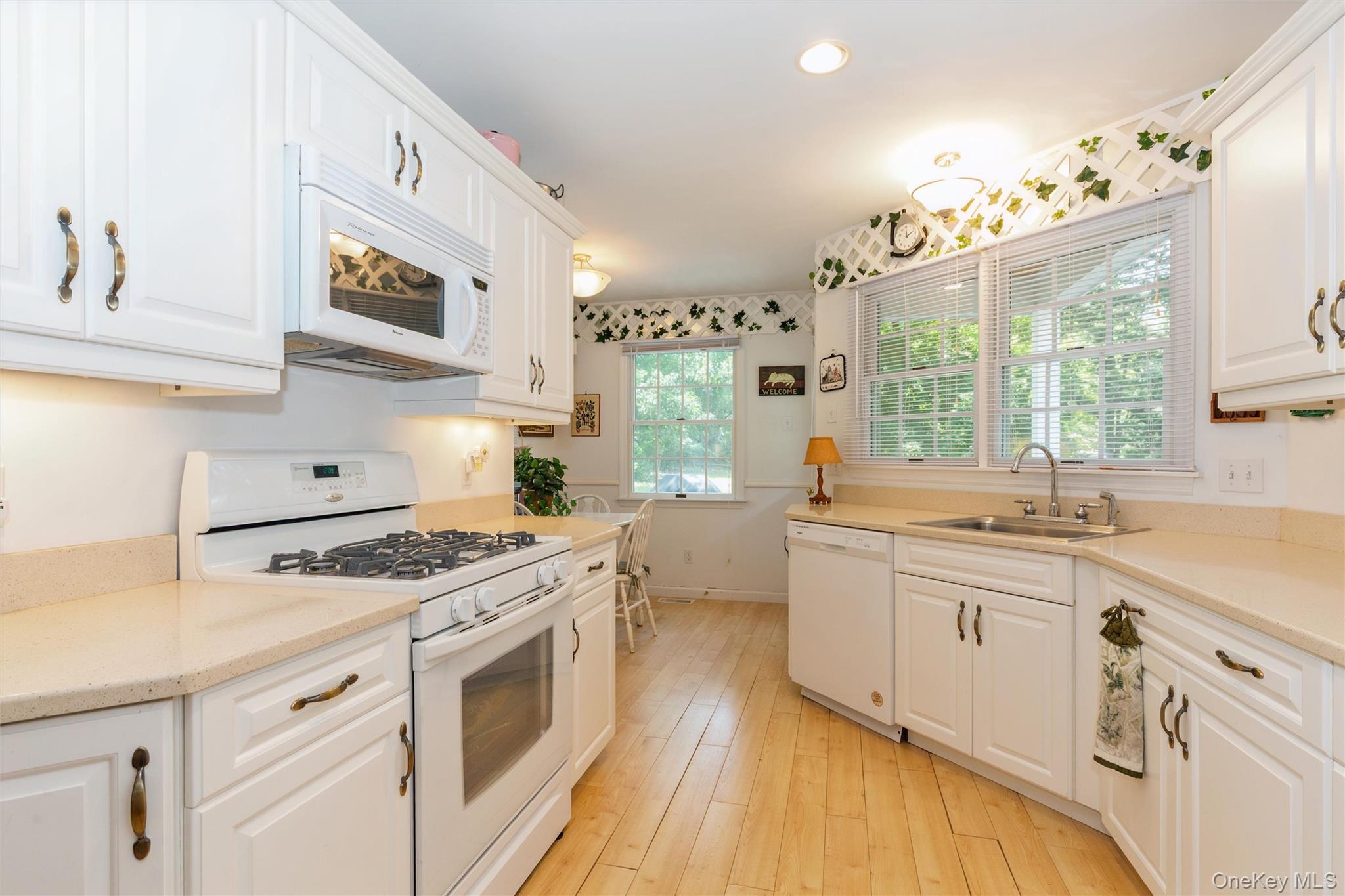21 Oceanview Road Property Photo 4