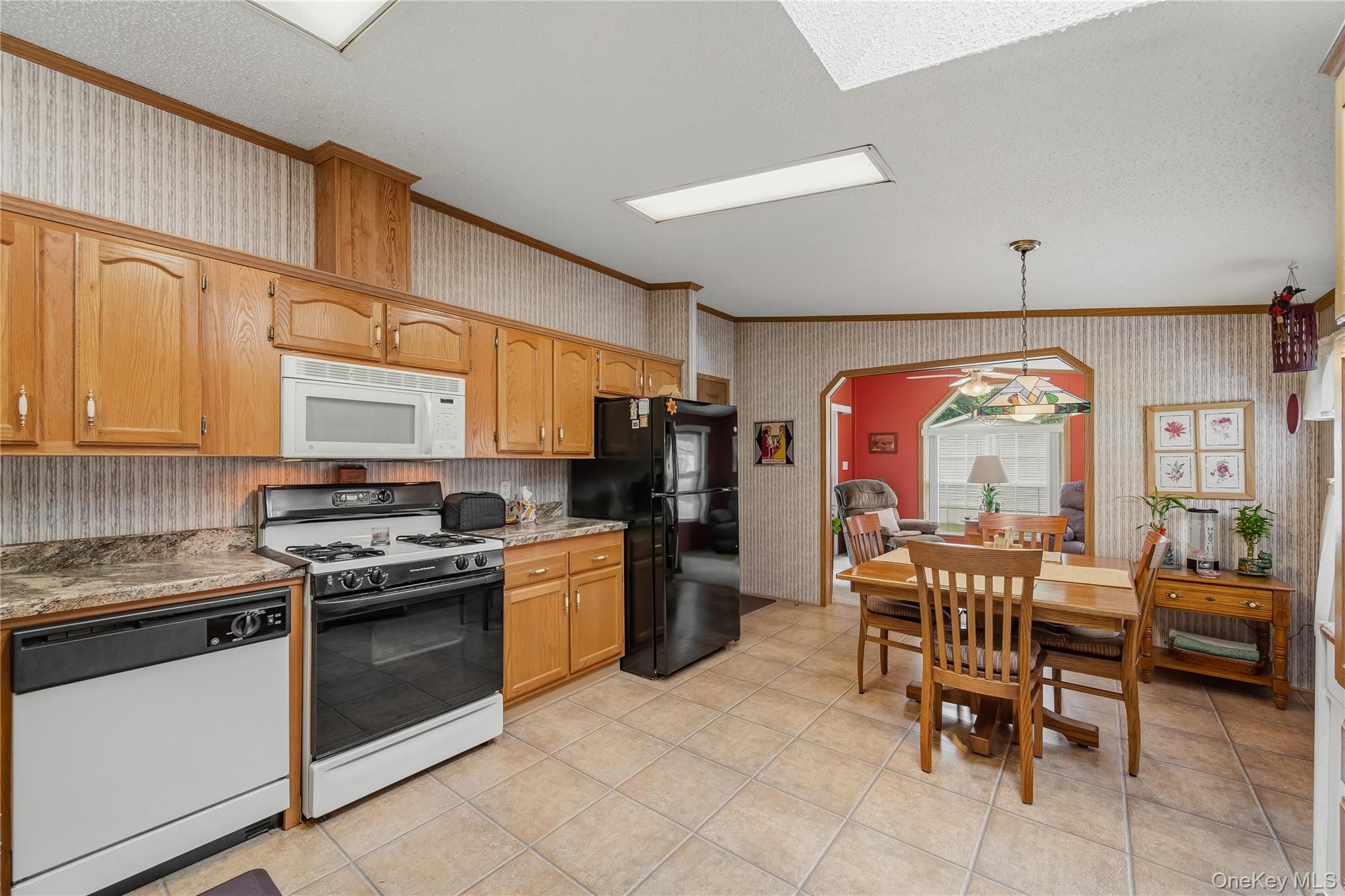 83 Pine Drive Property Photo 16