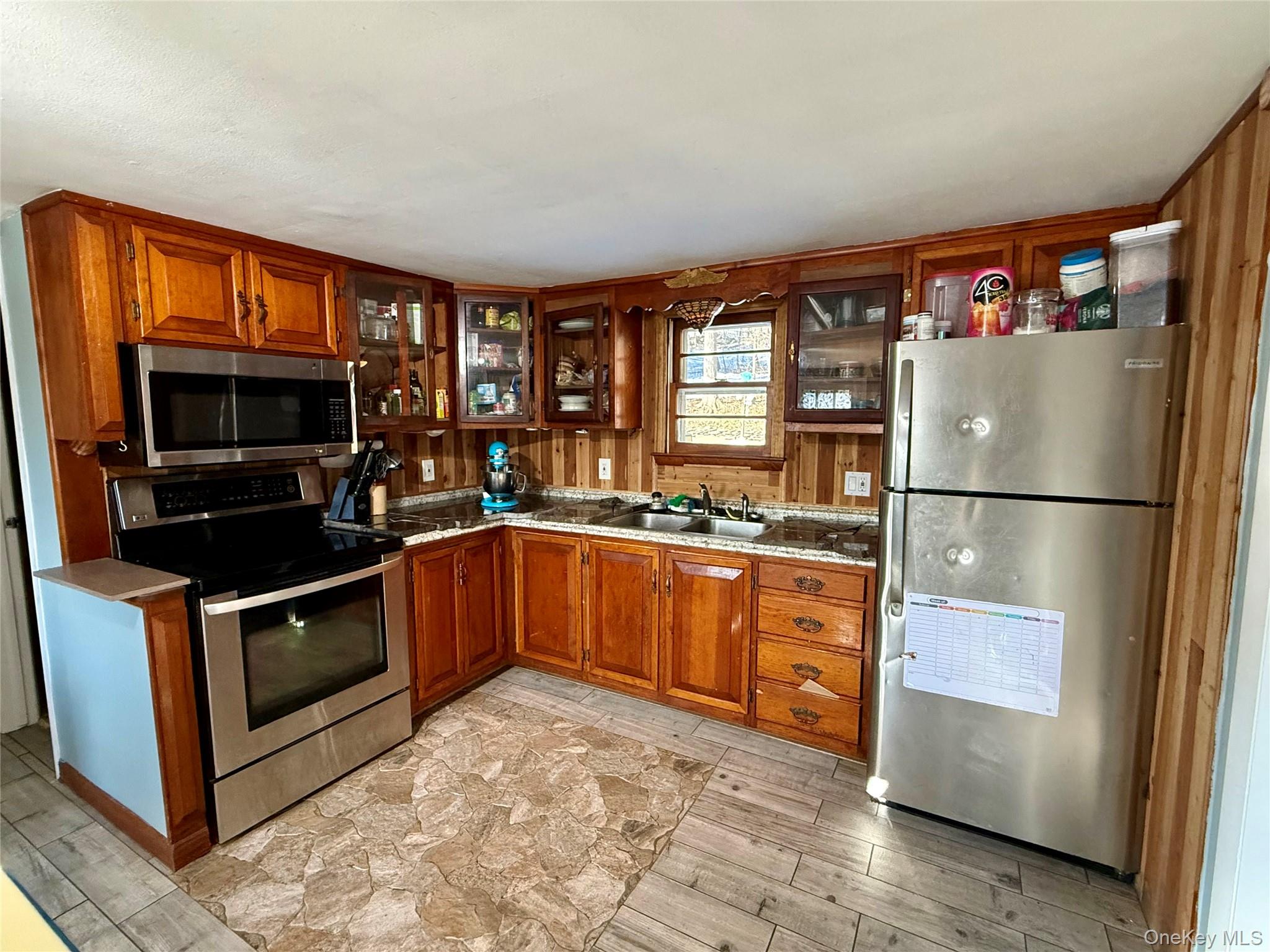 14-16 Glen Hill Property Photo 18