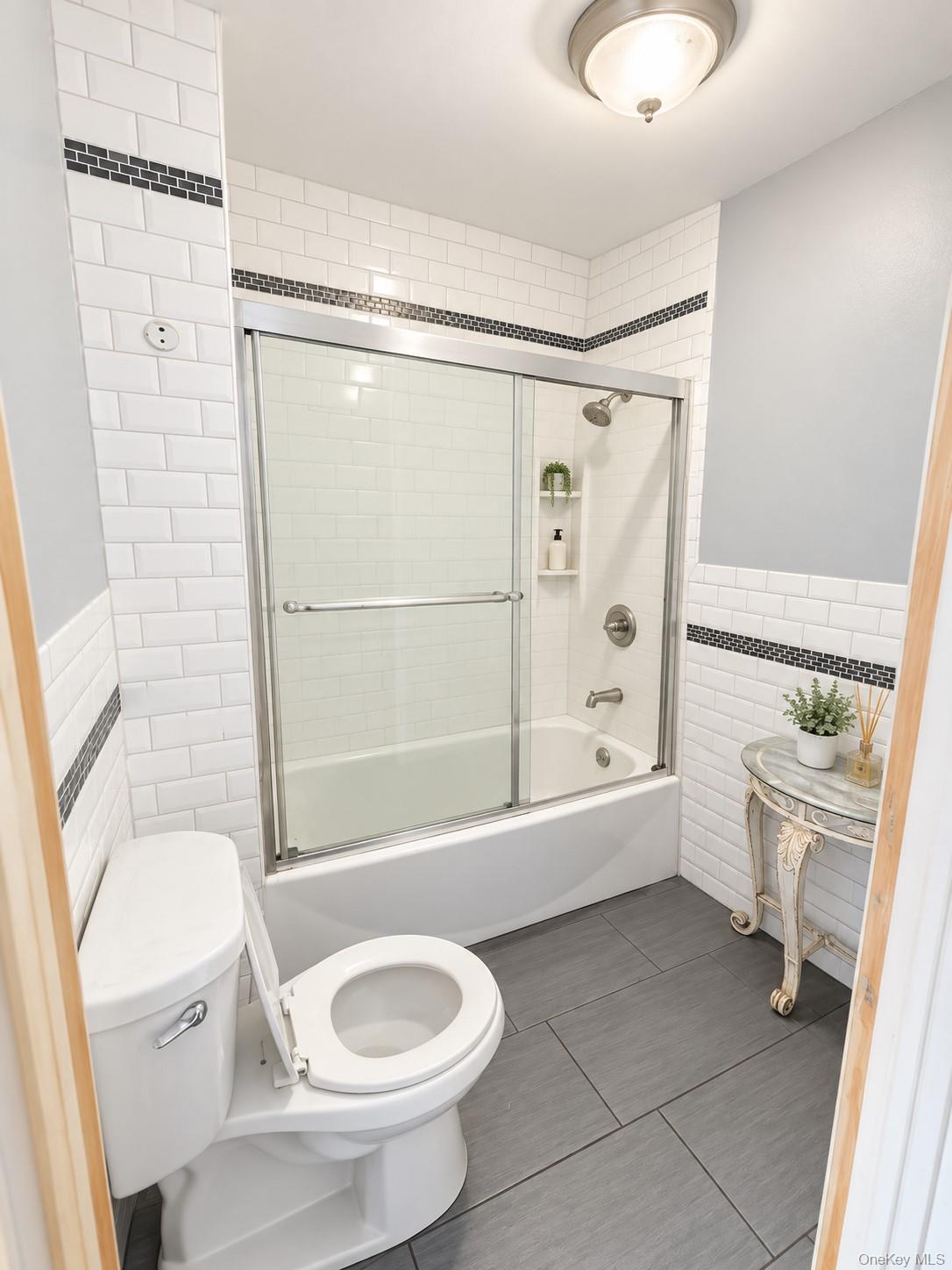 1183 Decatur Street Property Photo 8