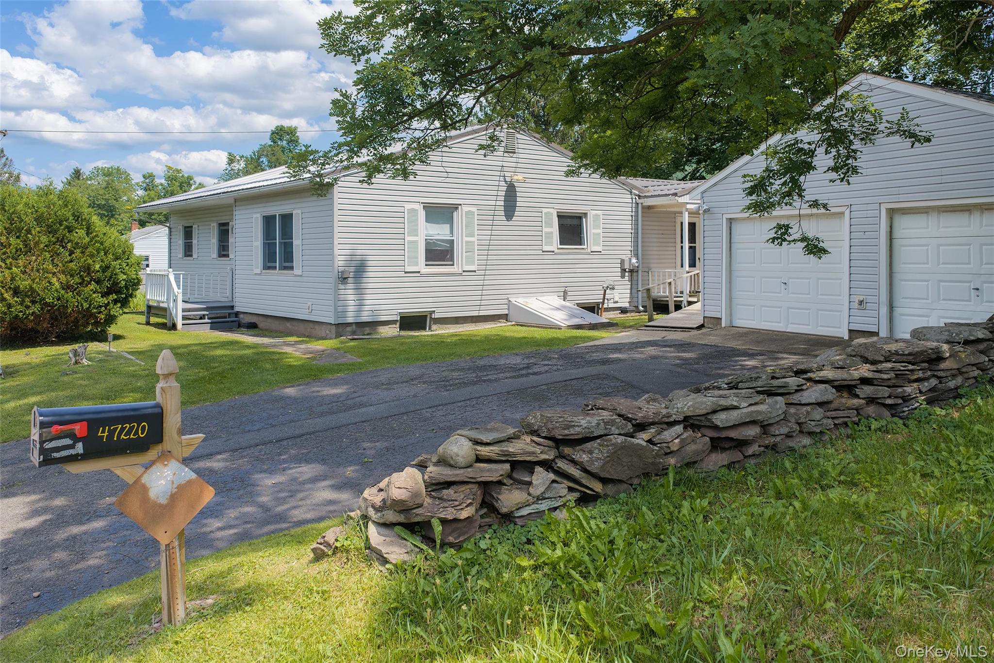 47220 State Highway 10 Property Photo 3