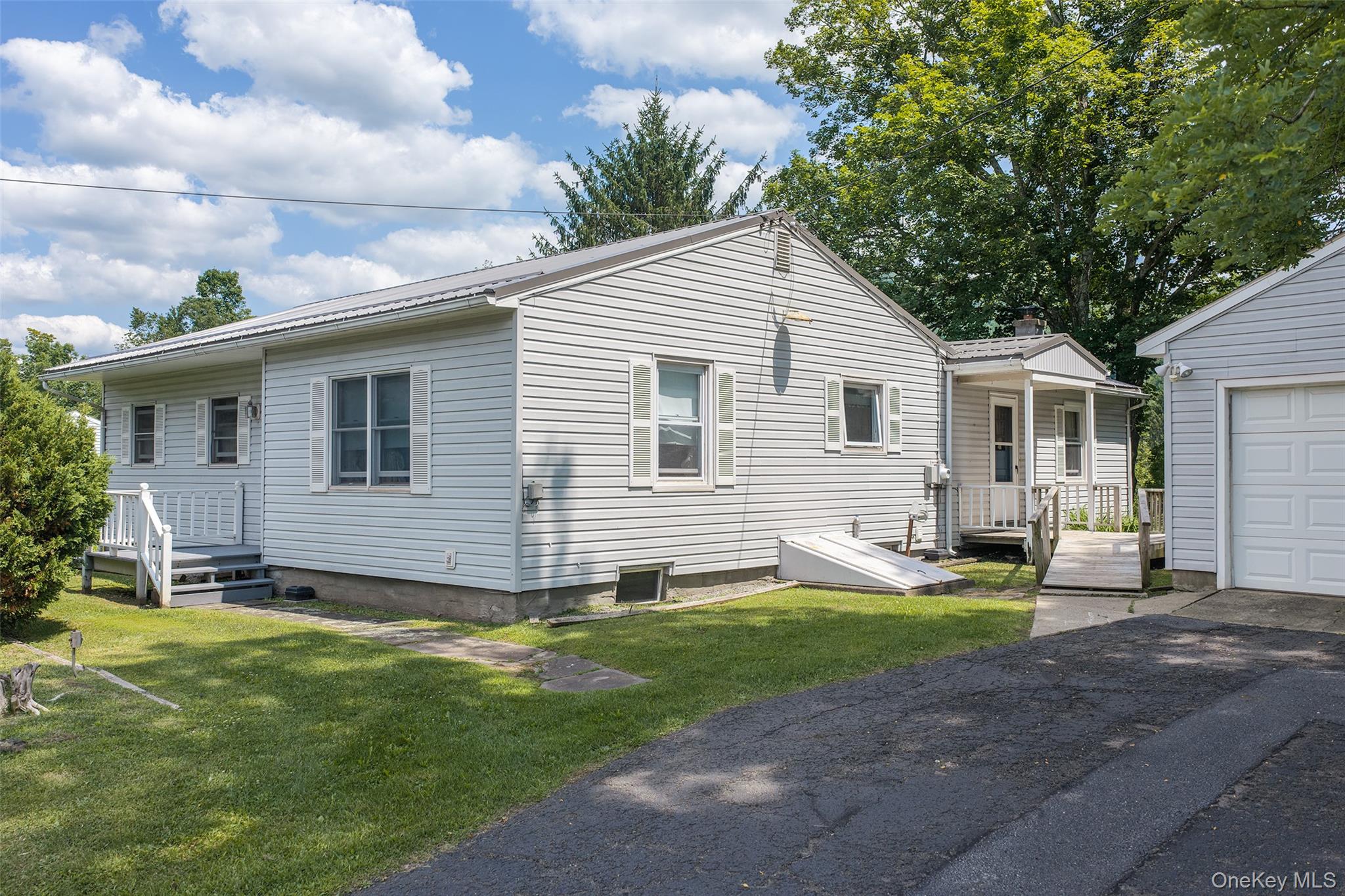 47220 State Highway 10 Property Photo 10