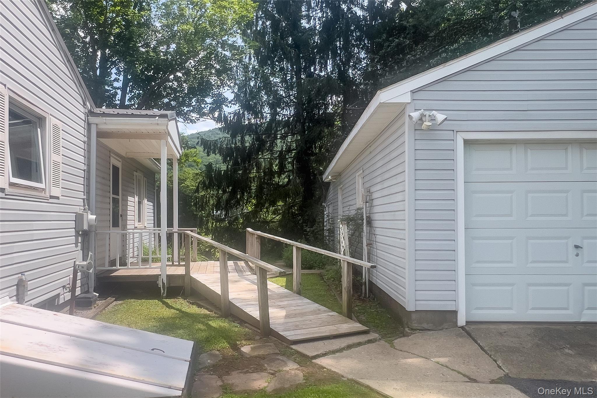 47220 State Highway 10 Property Photo 33