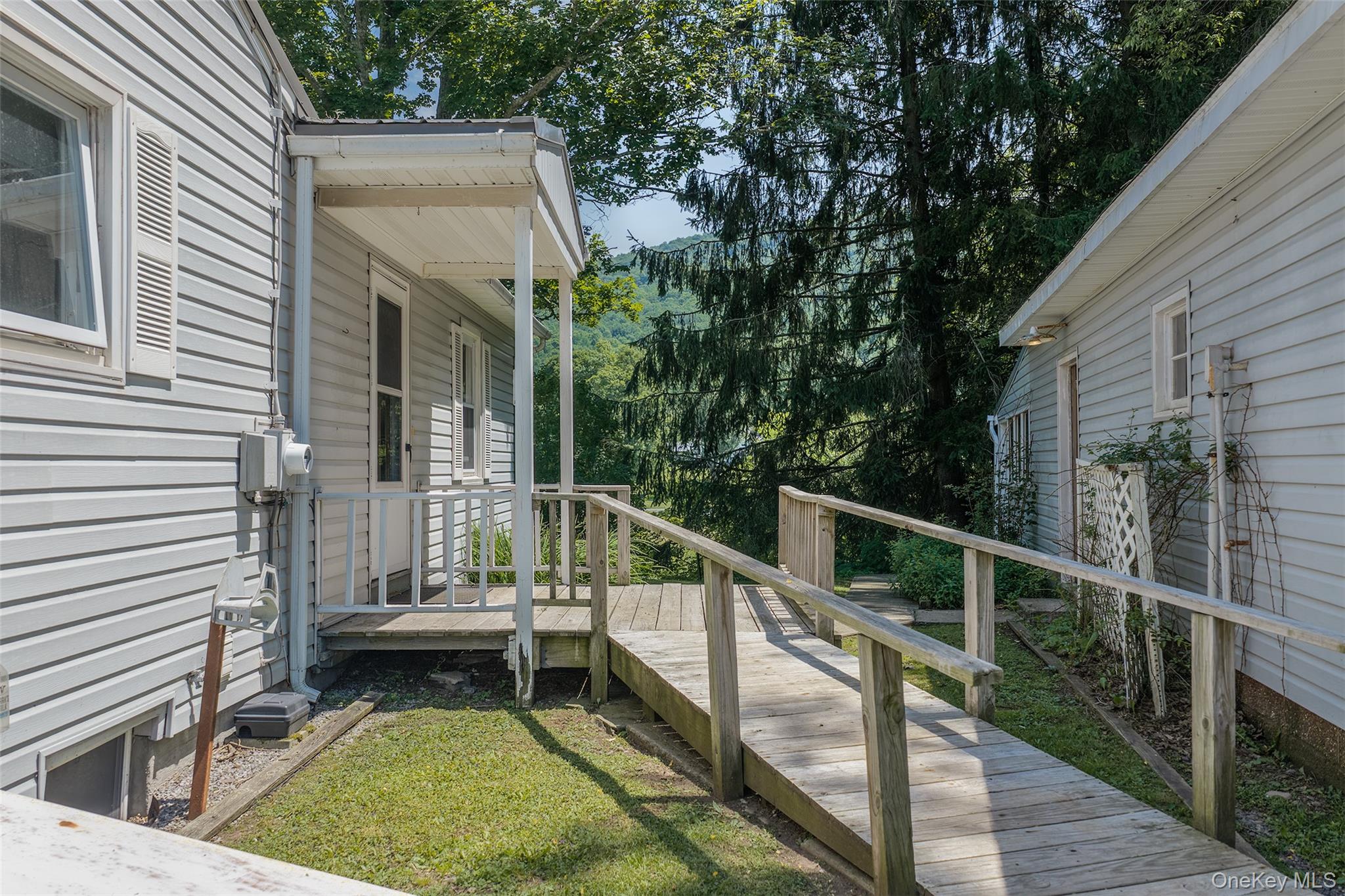 47220 State Highway 10 Property Photo 35