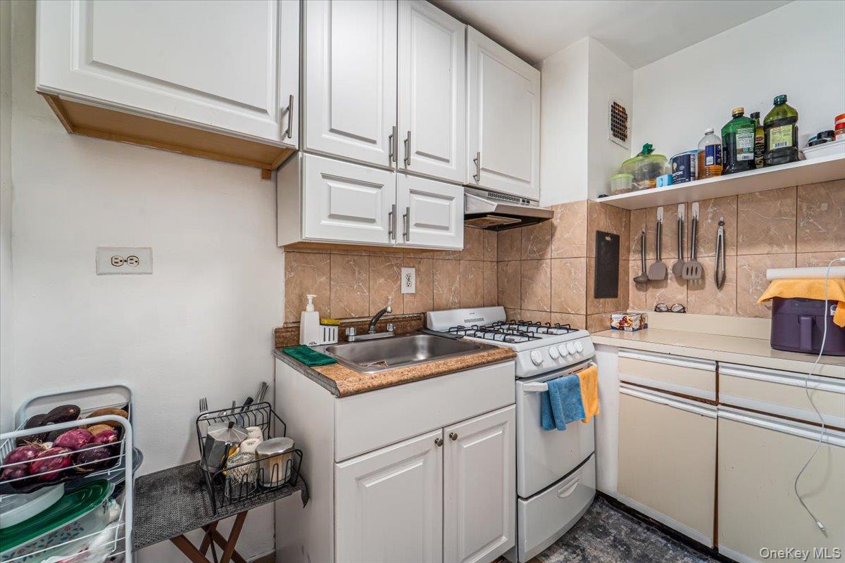 9011 35 Avenue 3t Property Photo 7