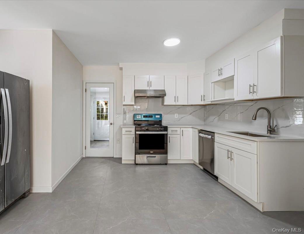 6134 Parsons Boulevard Property Photo 5