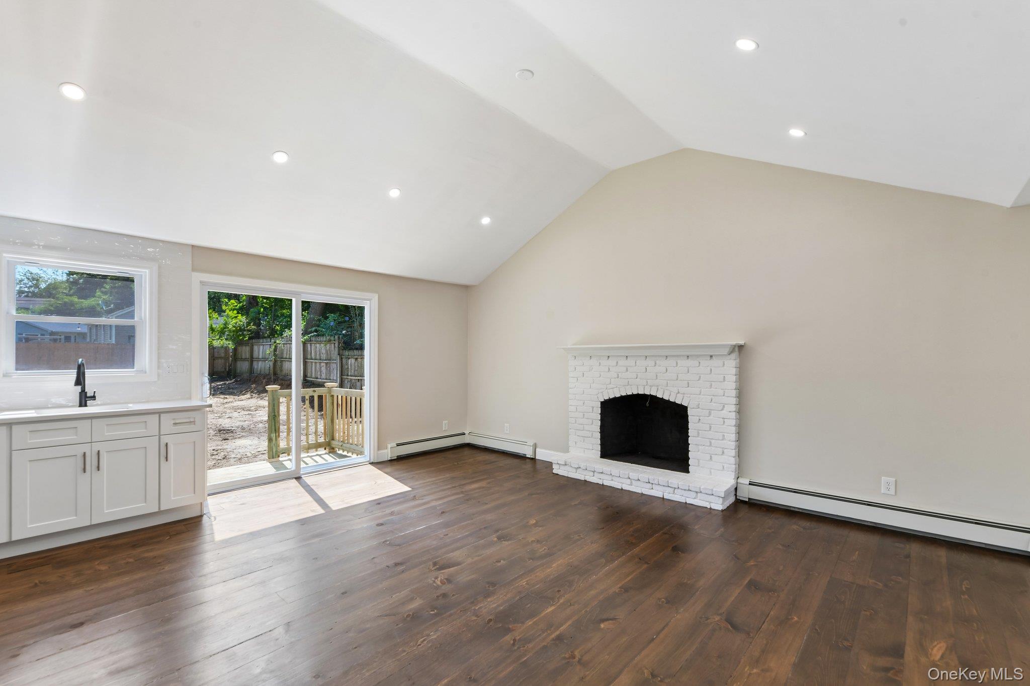 5 Kew Drive Property Photo 3
