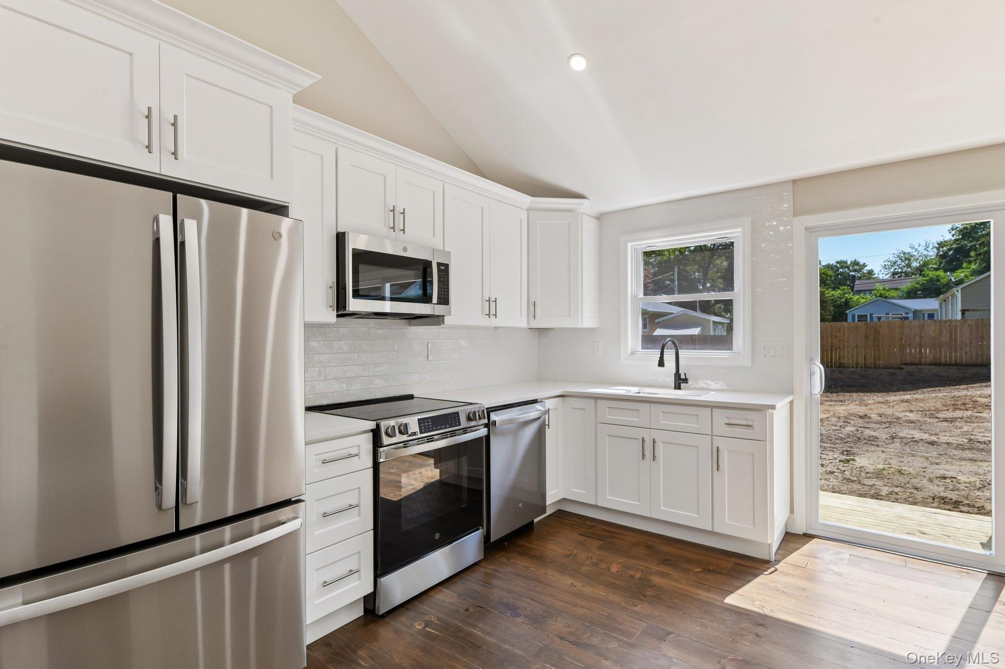 5 Kew Drive Property Photo 8