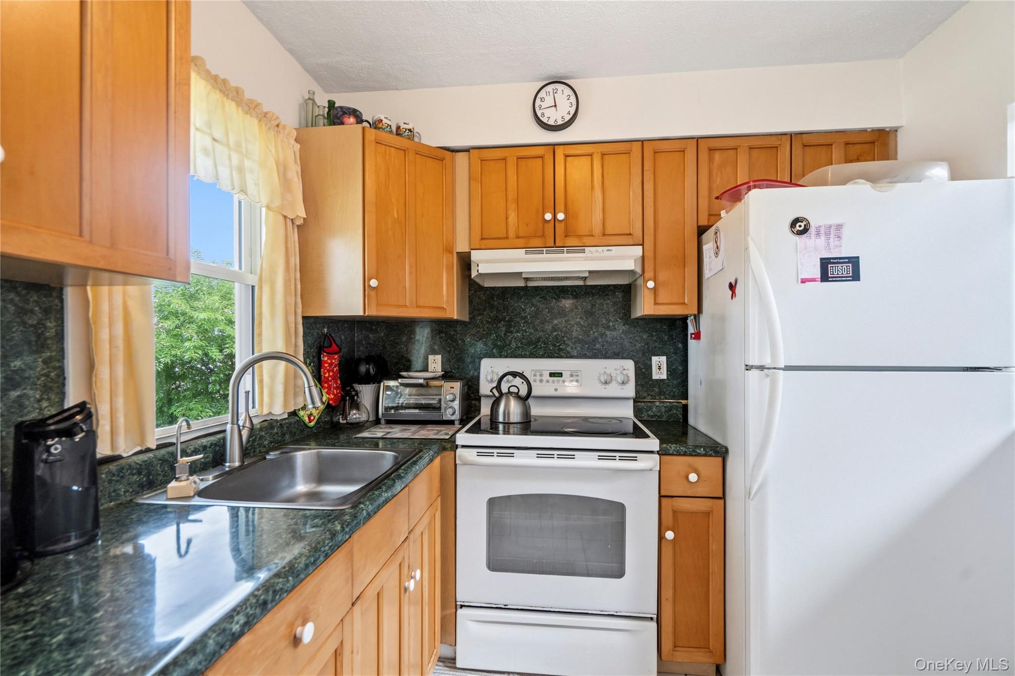 30 Anderson Avenue Property Photo 6