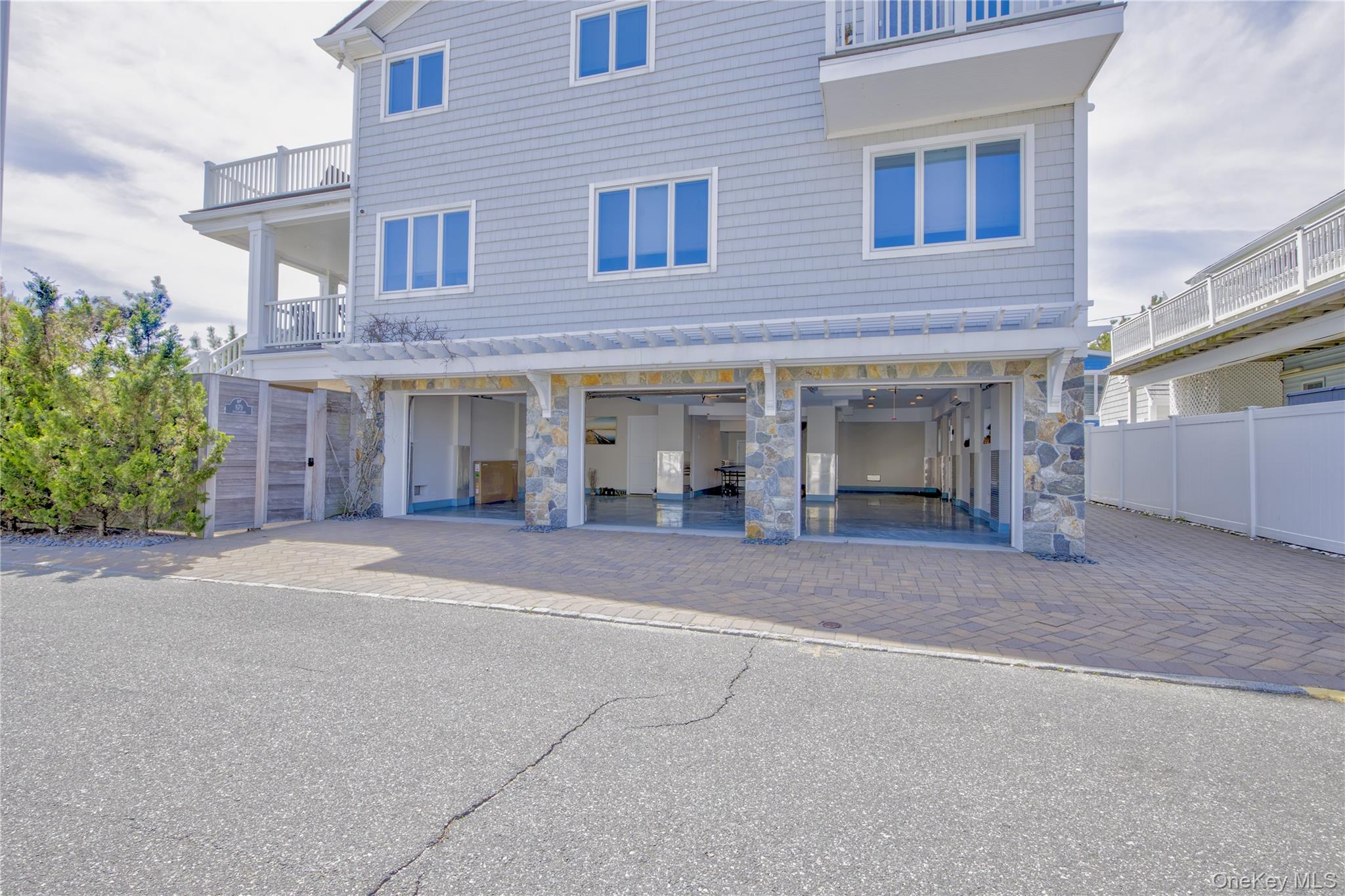 879 Oceanfront Property Photo 46