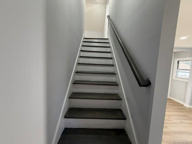 60 Center Avenue Property Photo 13
