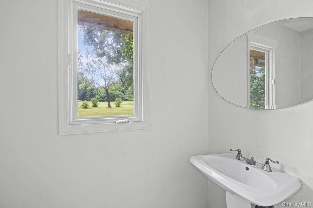 30 Fairway Drive Property Photo 7
