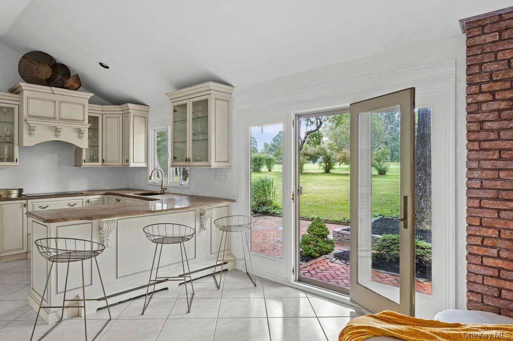 30 Fairway Drive Property Photo 8