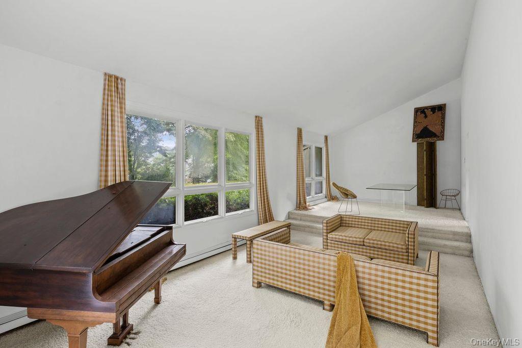 30 Fairway Drive Property Photo 10