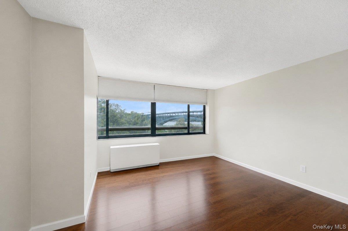 2287 Johnson Avenue 4f Property Photo 15