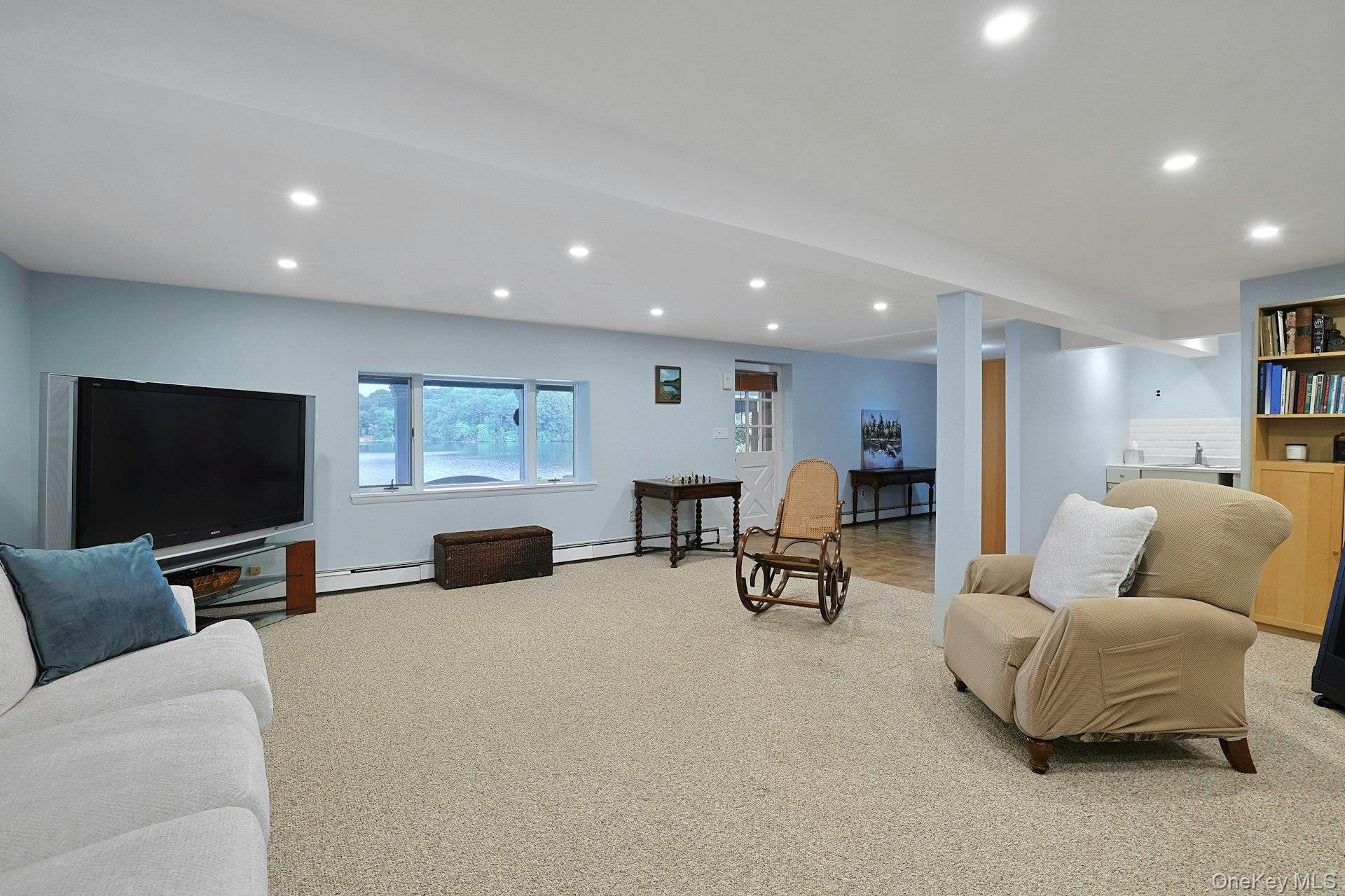 11 Lakeside Road Property Photo 28