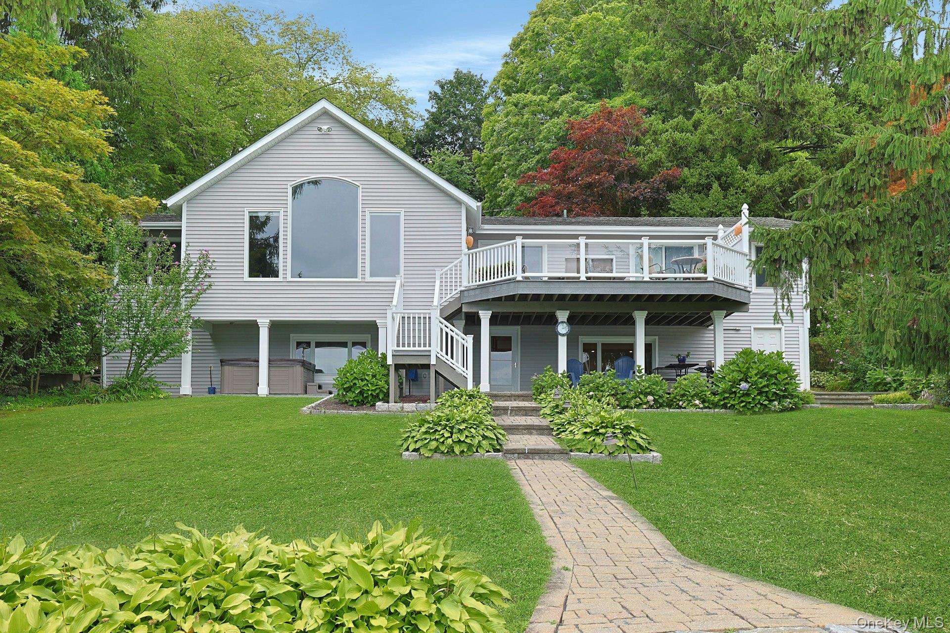 11 Lakeside Road Property Photo 34