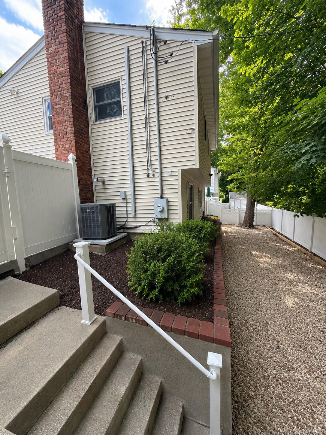 5 Second Road Property Photo 16