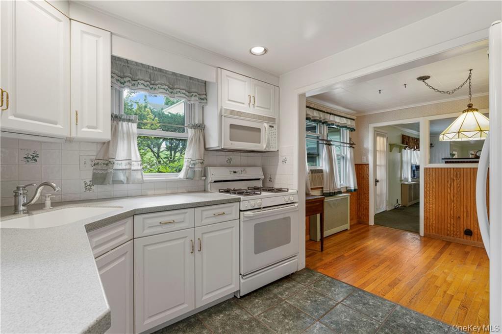 30 Lindbergh Lane Property Photo 8