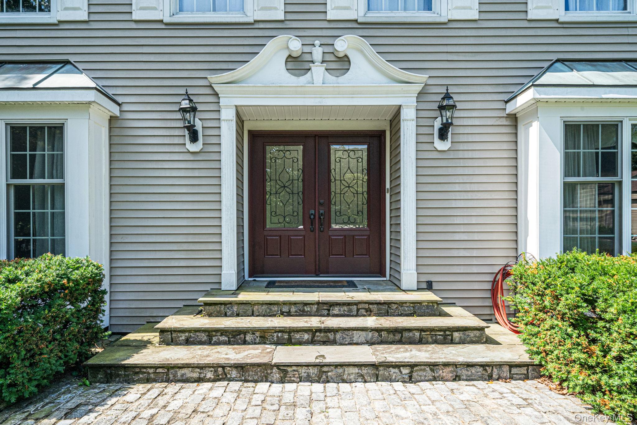 4 Saybrook Court Property Photo 3