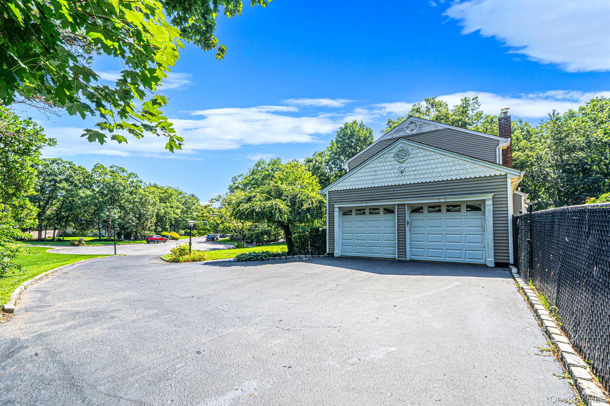 4 Saybrook Court Property Photo 5