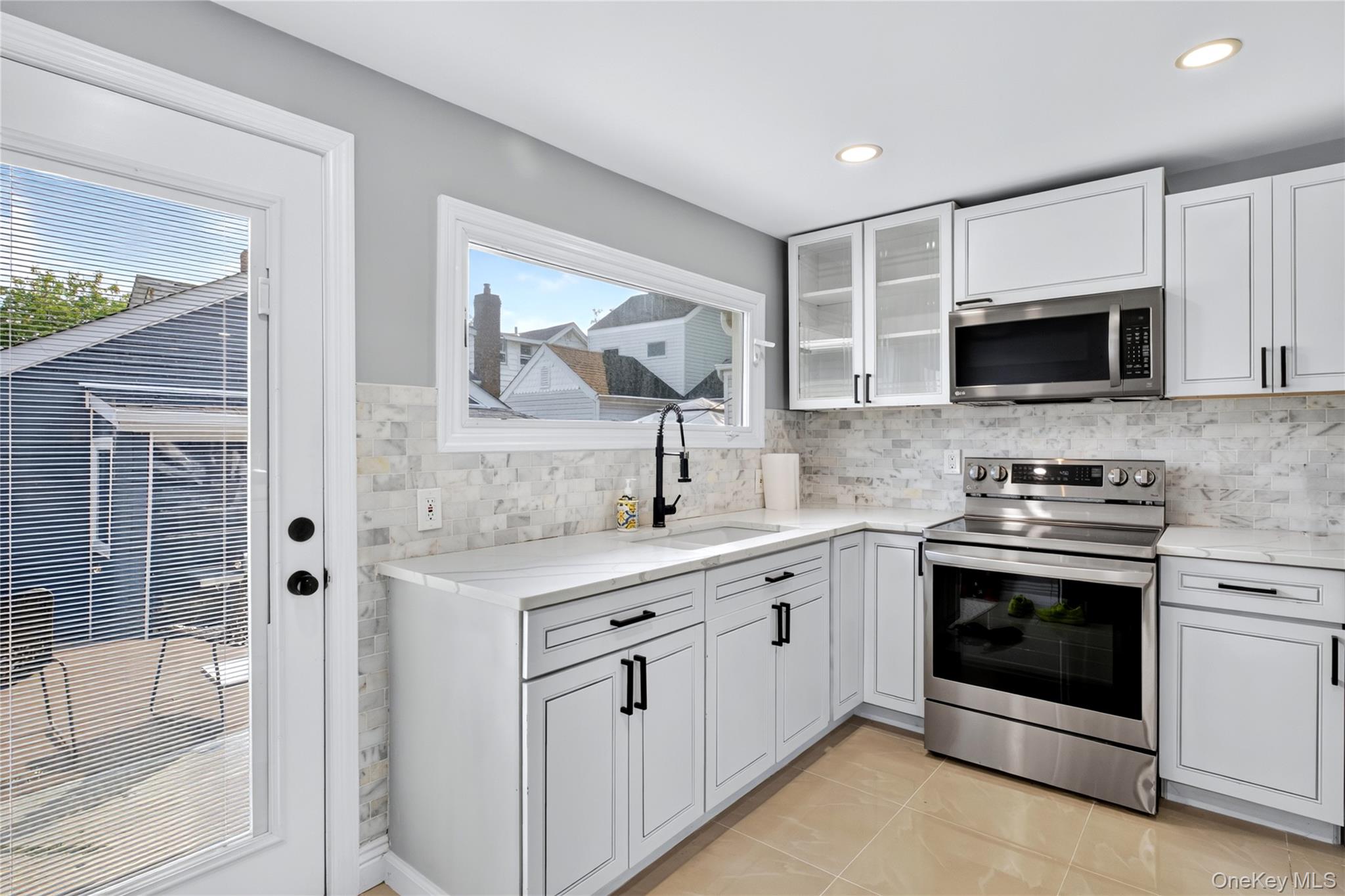 16 Dewey Street Property Photo 16