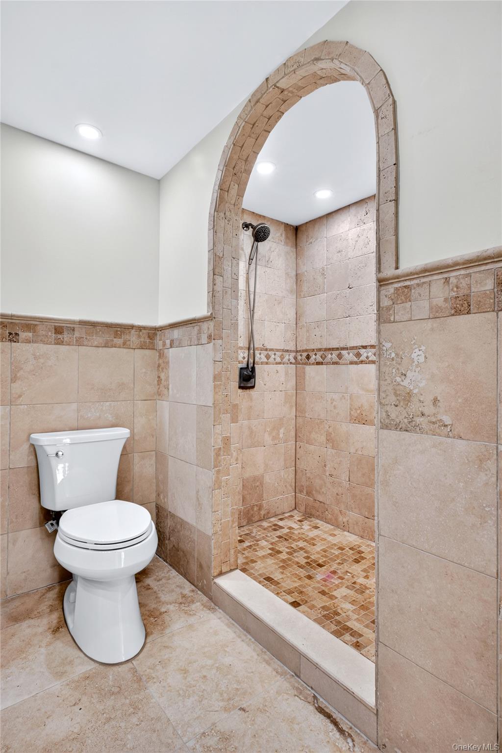 16 Dewey Street Property Photo 20
