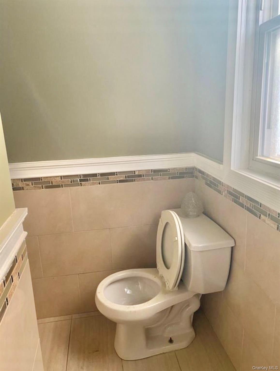 4122 163rd Street Property Photo 3