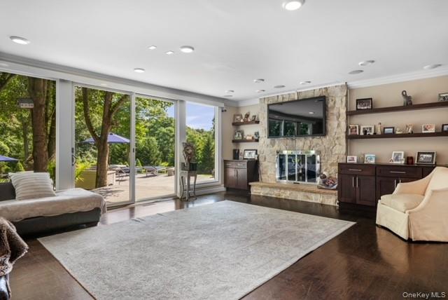 6 Fox Hunt Court Property Photo 11