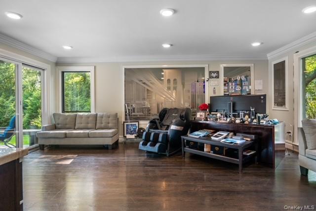 6 Fox Hunt Court Property Photo 12
