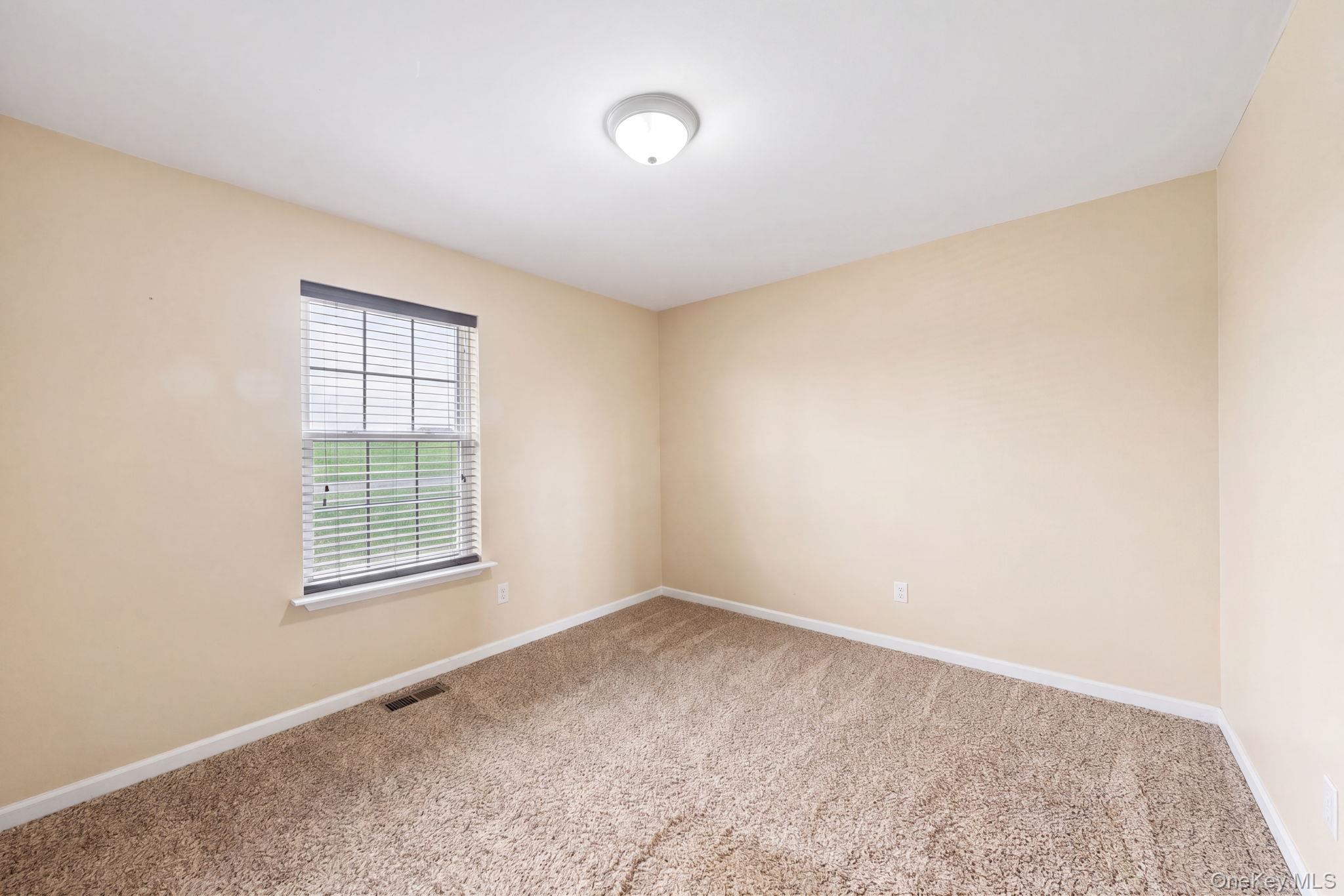 573 Dubois Road Property Photo 18