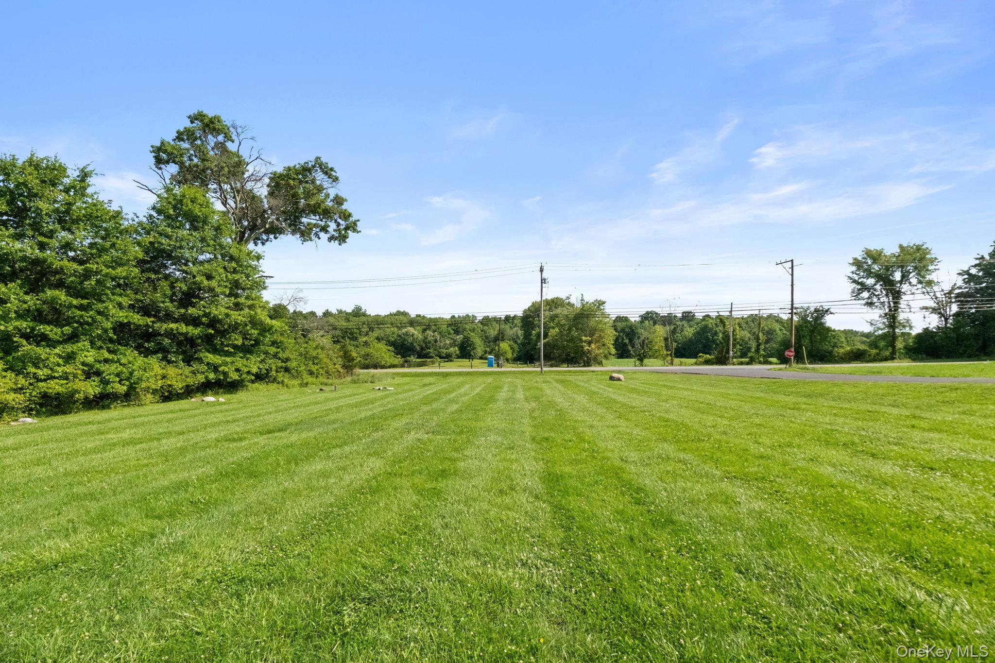 573 Dubois Road Property Photo 33